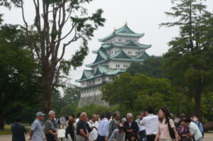 コミュニティ研修旅行（名古屋城）